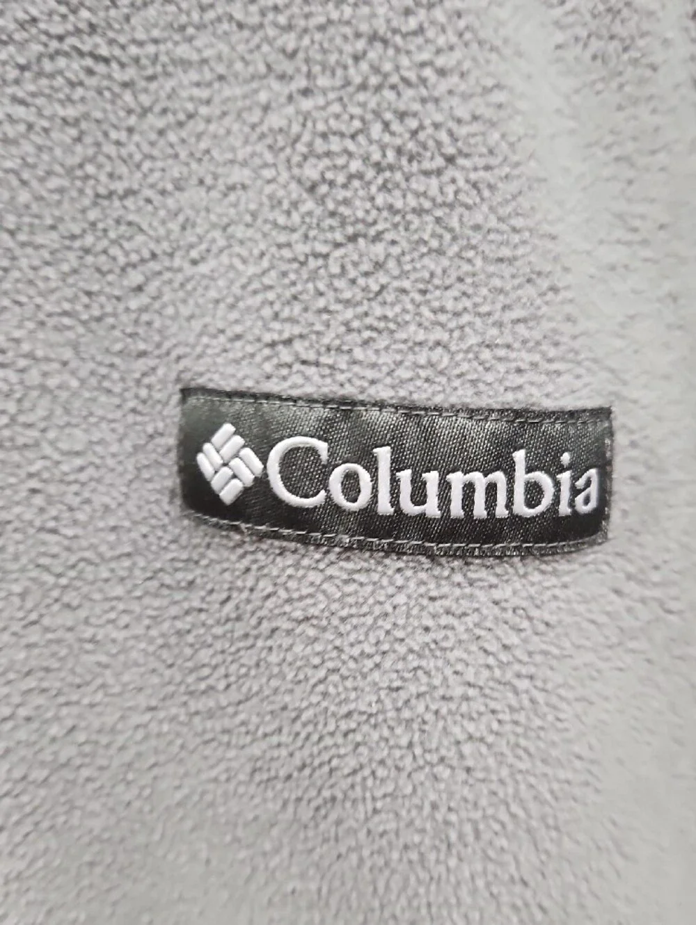 Columbia Men's Two-Tone Gray Zip Pullover